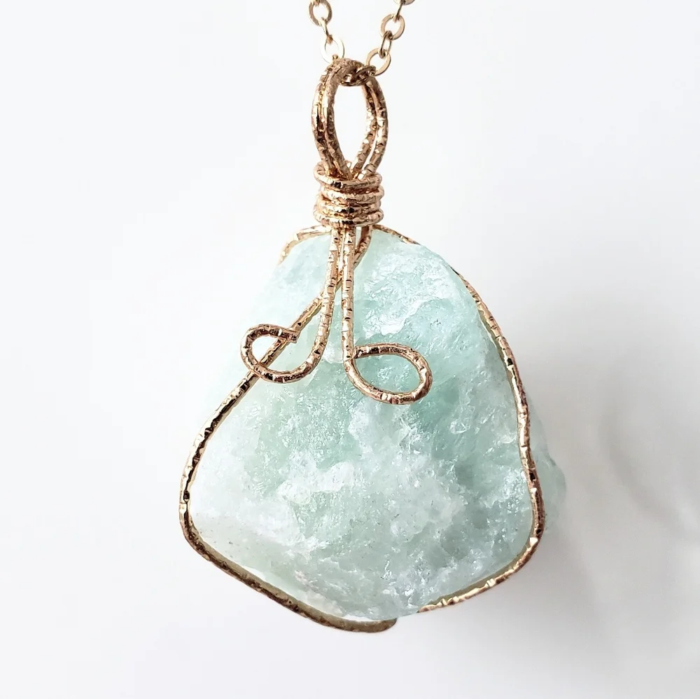 Gold Wire-Wrapped Mint Green Natural Calcite Pendant Necklace - Picture 2 of 4